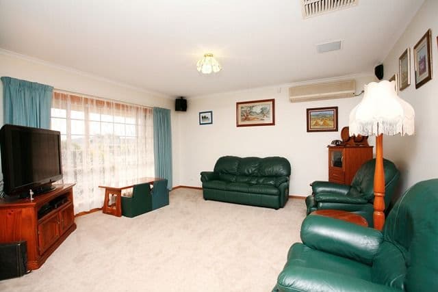 4 Edmonds Road, ANGLE VALE SA 5117, Angle Vale - Thumbnail 4