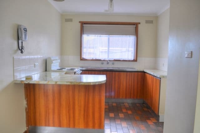 51 Donovans Road, WARRNAMBOOL VIC 3280, Warrnambool - Thumbnail 2