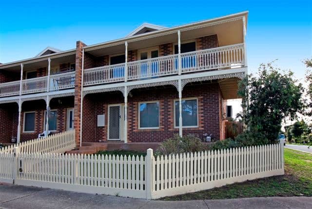 15 Klein Crescent, ROXBURGH PARK VIC 3064, Roxburgh Park - Image 1