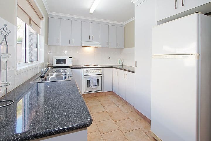 19A Gladstone, NEWTOWN QLD 4350, Newtown - Thumbnail 3