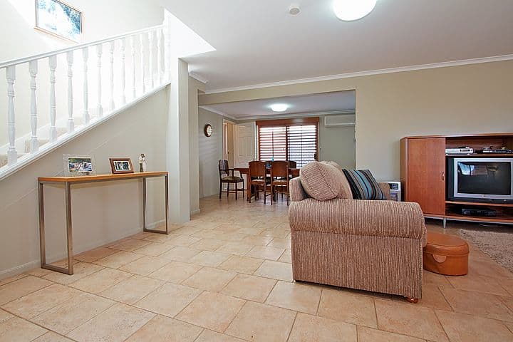 19A Gladstone, NEWTOWN QLD 4350, Newtown - Thumbnail 6