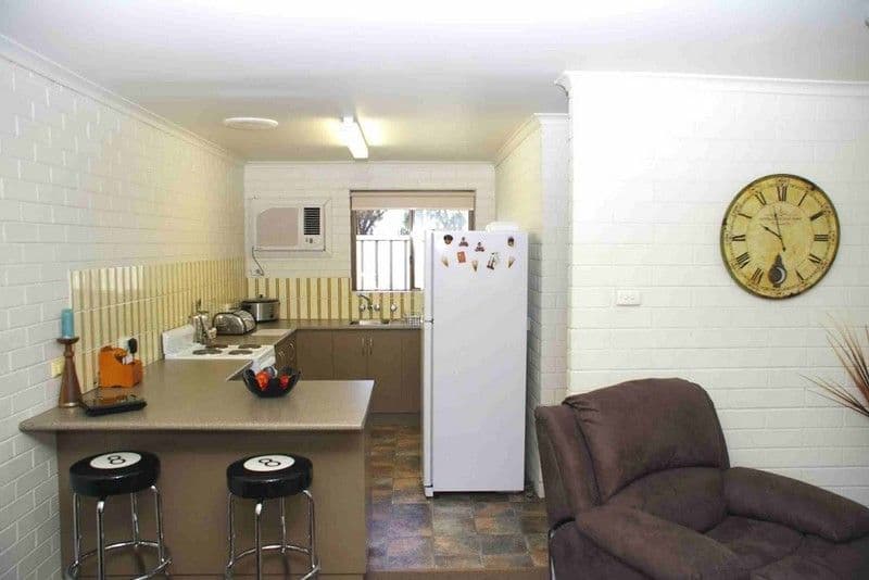 161 Eighteenth Street, RENMARK SA 5341, Renmark - Thumbnail 3