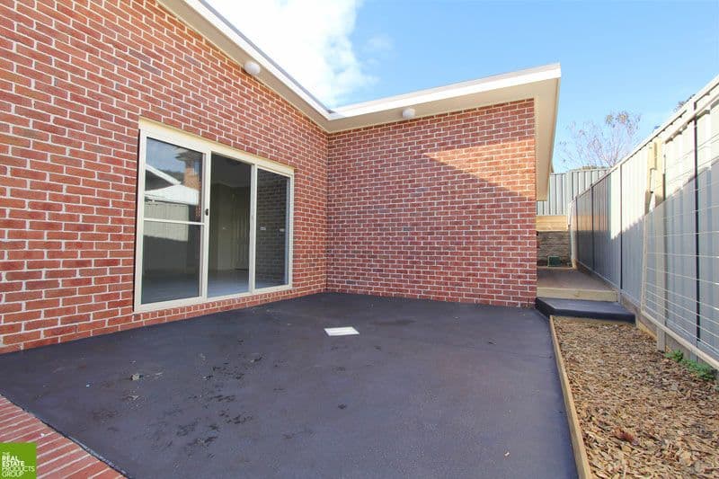 18a Cascade Circuit, ALBION PARK NSW 2527, Albion Park - Thumbnail 2
