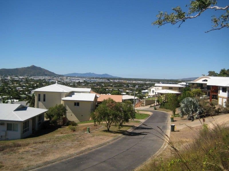 9 Tableland Terrace, MOUNT LOUISA QLD 4814, Mount Louisa - Thumbnail 3
