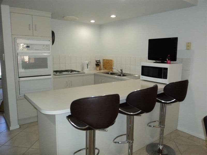 3/5 Freshwater Road, SEMAPHORE SA 5019, Semaphore - Thumbnail 2