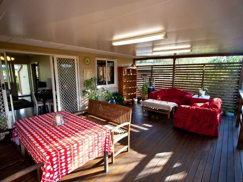 10 Crawford Road, WYNNUM WEST QLD 4178, Wynnum West - Image 1