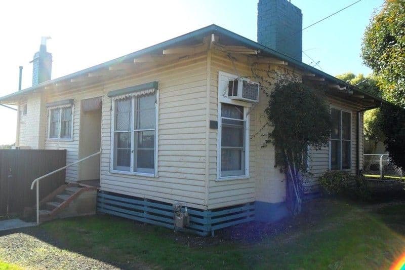 30 Heywood Crescent, SEYMOUR VIC 3660, Seymour - Image 1