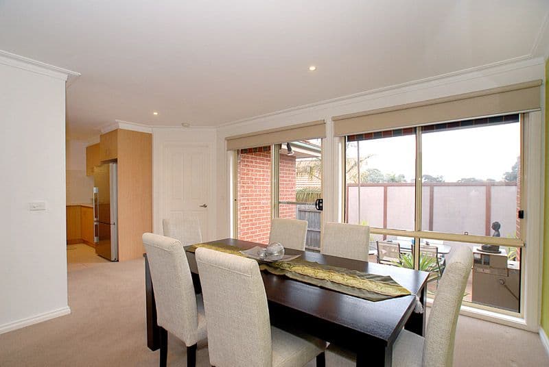 17 Lakeview Avenue, ROWVILLE VIC 3178, Rowville - Thumbnail 4