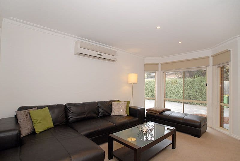 17 Lakeview Avenue, ROWVILLE VIC 3178, Rowville - Thumbnail 2