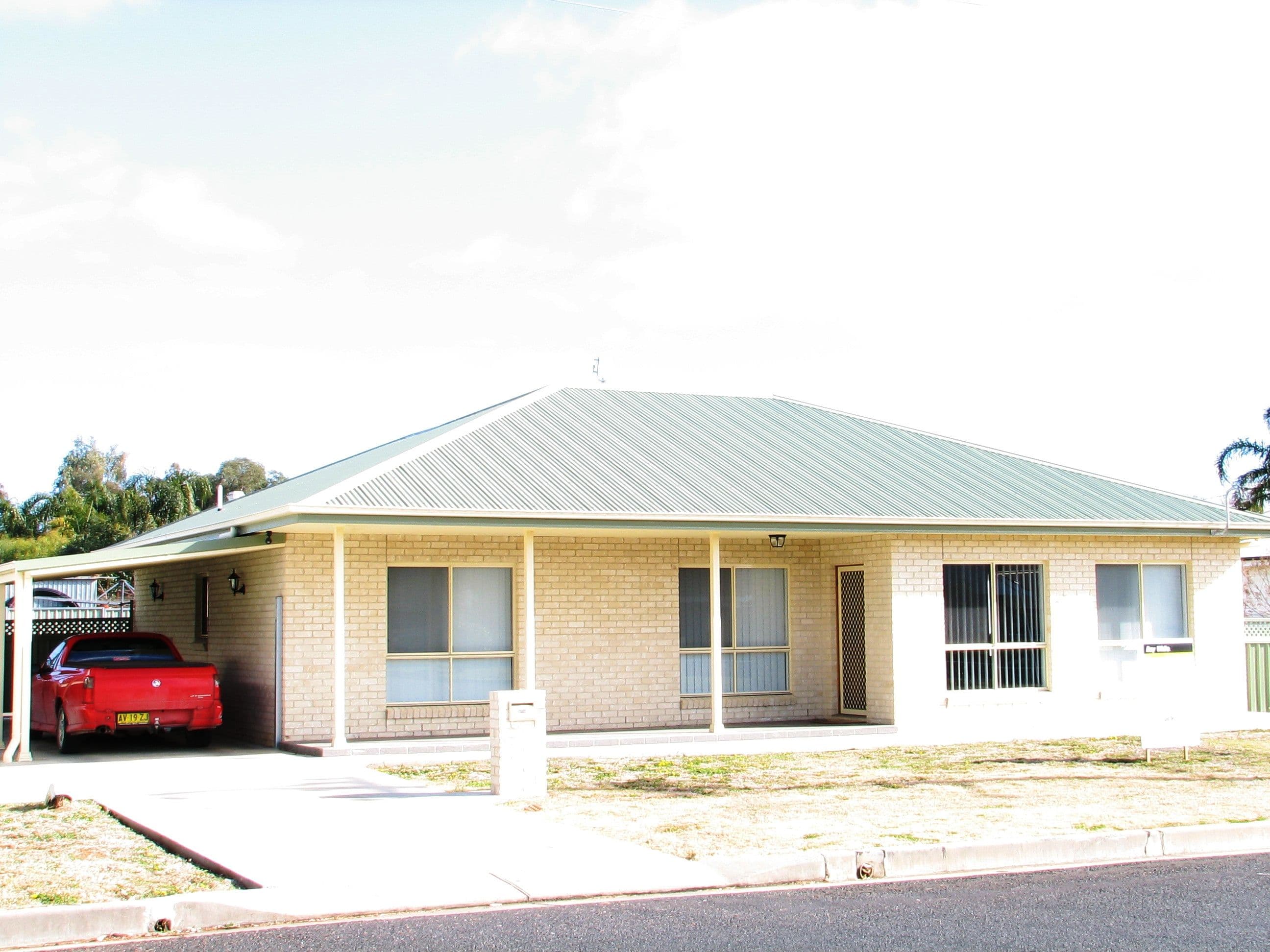 26 Edinburgh Street, TAMWORTH NSW 2340, West Tamworth - Image 1