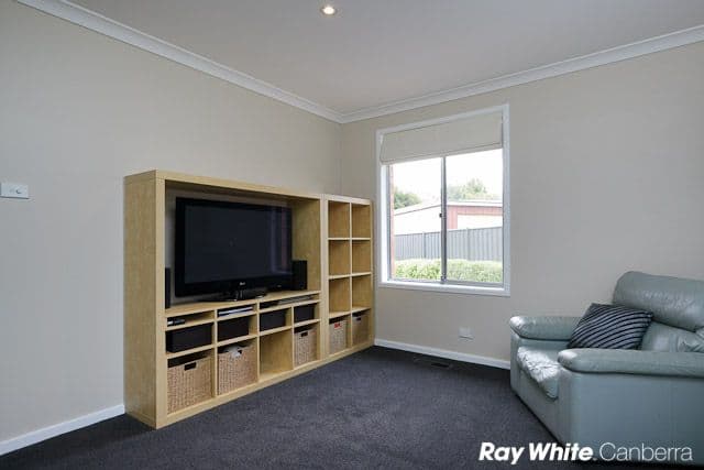 116 Eggleston Crescent, CHIFLEY ACT 2606, Chifley - Thumbnail 6