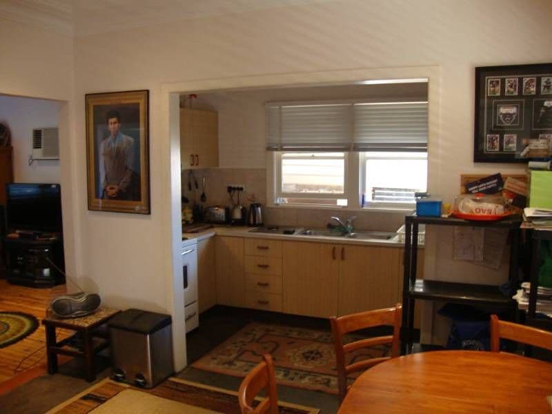 18 Bell Crescent, FAIRFIELD NSW 2165, Fairfield - Thumbnail 5