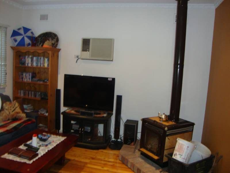 18 Bell Crescent, FAIRFIELD NSW 2165, Fairfield - Thumbnail 4