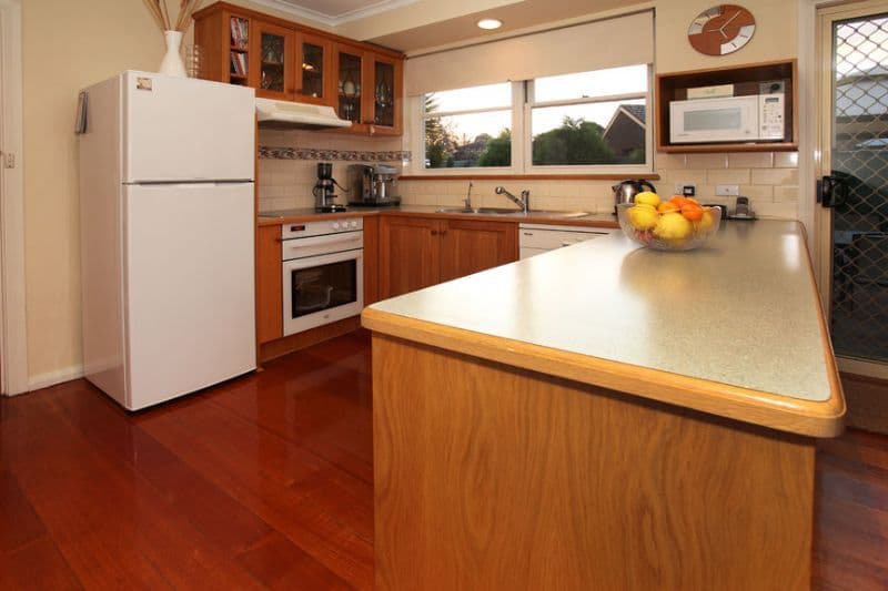 5 Brentwood Drive, GLEN WAVERLEY VIC 3150, Glen Waverley - Thumbnail 2