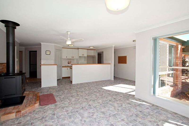4 Derry Place (Windemere Drive), HODGSON VALE QLD 4352, Hodgson Vale - Thumbnail 7