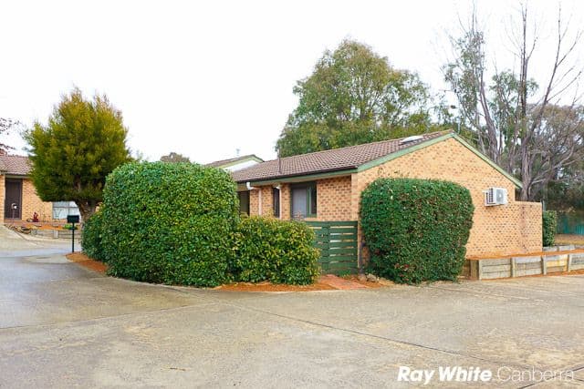 60 Dalley Crescent, LATHAM ACT 2615, Latham - Thumbnail 2