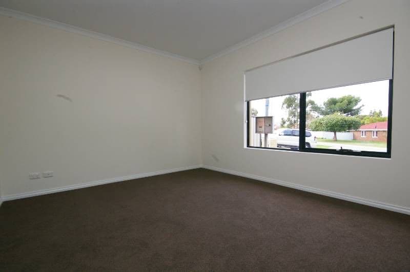 17a Coolham Way, BALGA WA 6061, Balga - Thumbnail 8