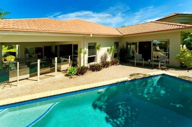 1678 Riverdale Drive, HOPE ISLAND QLD 4212, Hope Island - Thumbnail 2