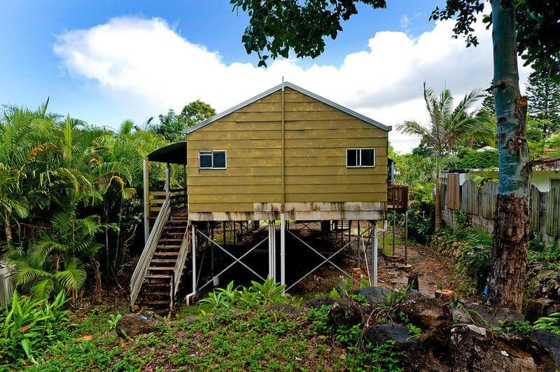 11 Chindrina Street, HOPE ISLAND QLD 4212, Hope Island - Thumbnail 2