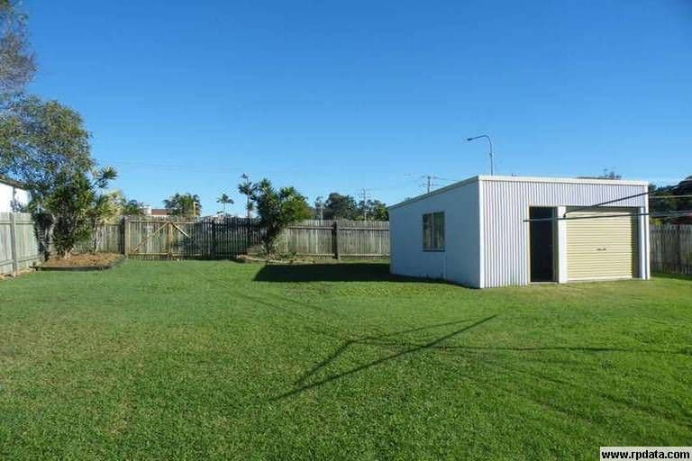 7 Bruce Street, TORQUAY QLD 4655, Torquay - Thumbnail 8