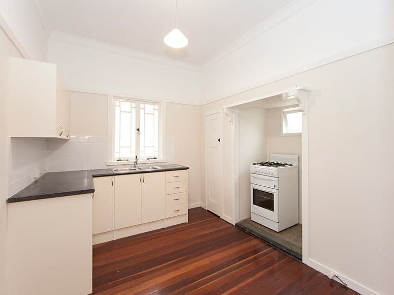 36 Wallin Street, KEDRON QLD 4031, Kedron - Thumbnail 2