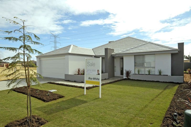 27 Calendia Way, CAVERSHAM WA 6055, Caversham - Thumbnail 2