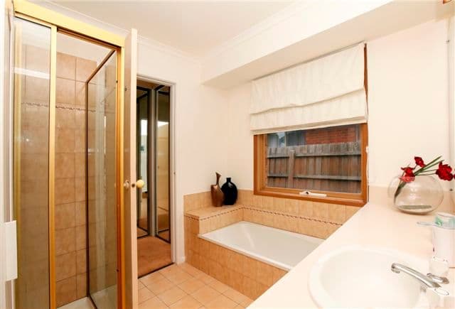 8 Columbia Close, TULLAMARINE VIC 3043, Tullamarine - Thumbnail 6