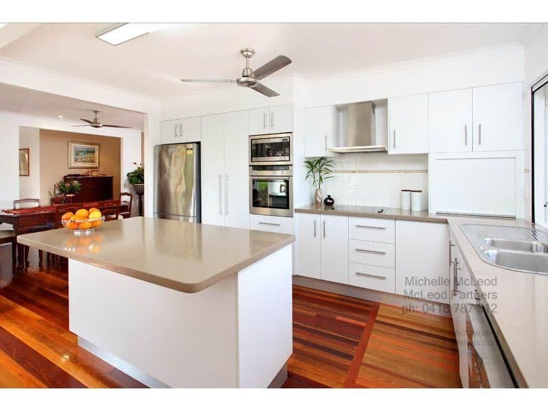 128 Burbong Street, CHAPEL HILL QLD 4069, Chapel Hill - Thumbnail 3