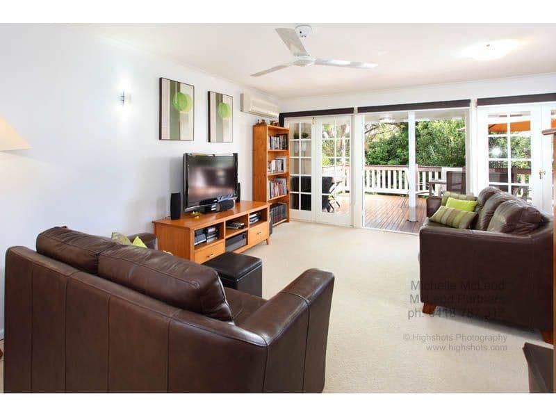 128 Burbong Street, CHAPEL HILL QLD 4069, Chapel Hill - Thumbnail 5
