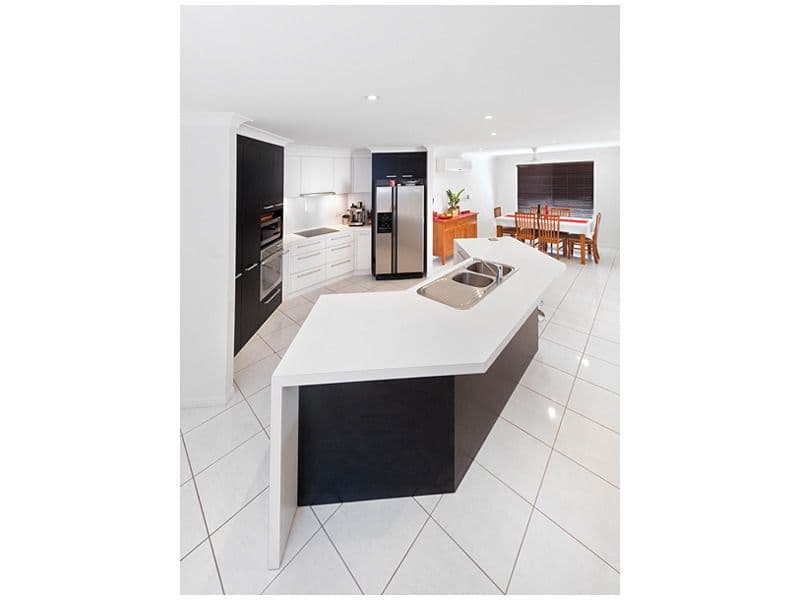 16 Laird Avenue, NORMAN GARDENS QLD 4701, Norman Gardens - Thumbnail 5