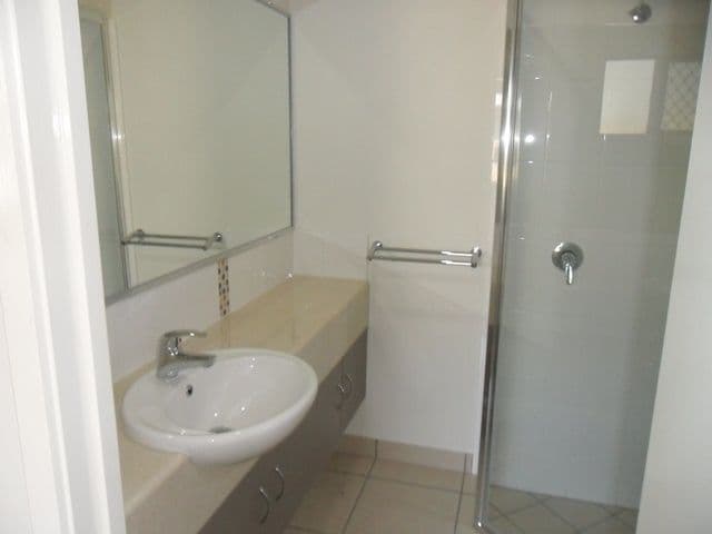 10 Coolum Court, BLACKS BEACH QLD 4740, Blacks Beach - Thumbnail 8