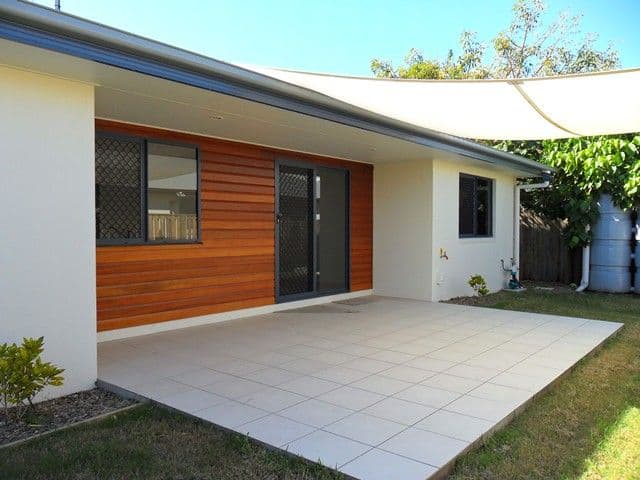 10 Coolum Court, BLACKS BEACH QLD 4740, Blacks Beach - Image 1