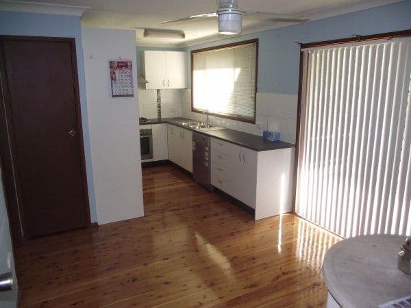 15 Kitava Place, GLENFIELD NSW 2167, Glenfield - Thumbnail 2