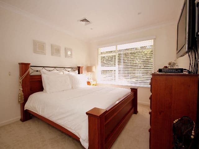 65 Hazel Street, GEORGES HALL NSW 2198, Georges Hall - Thumbnail 6