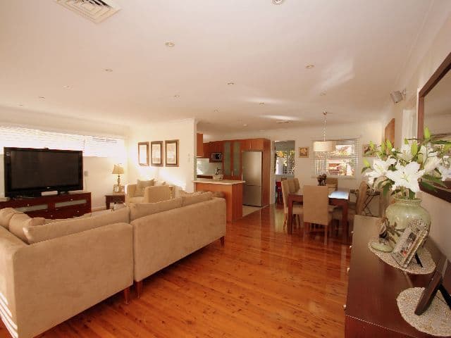 65 Hazel Street, GEORGES HALL NSW 2198, Georges Hall - Thumbnail 2