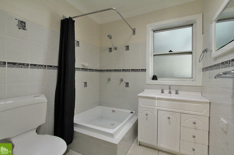 1 Moles Street, ALBION PARK NSW 2527, Albion Park - Thumbnail 4