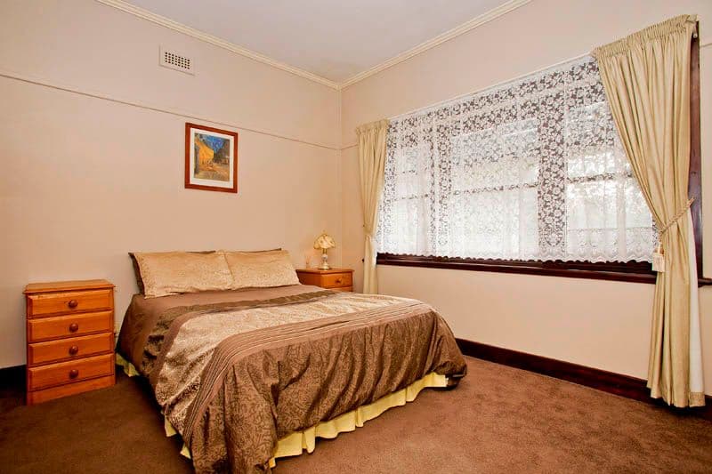 19 Seabreeze Parade, NORTH SHORE VIC 3214, North Shore - Thumbnail 8