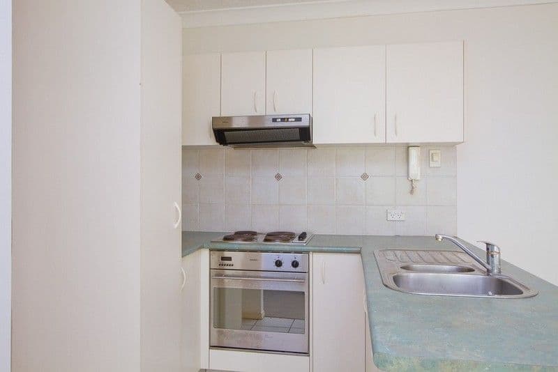 56 Coolangatta Road, COOLANGATTA QLD 4225, Coolangatta - Thumbnail 7