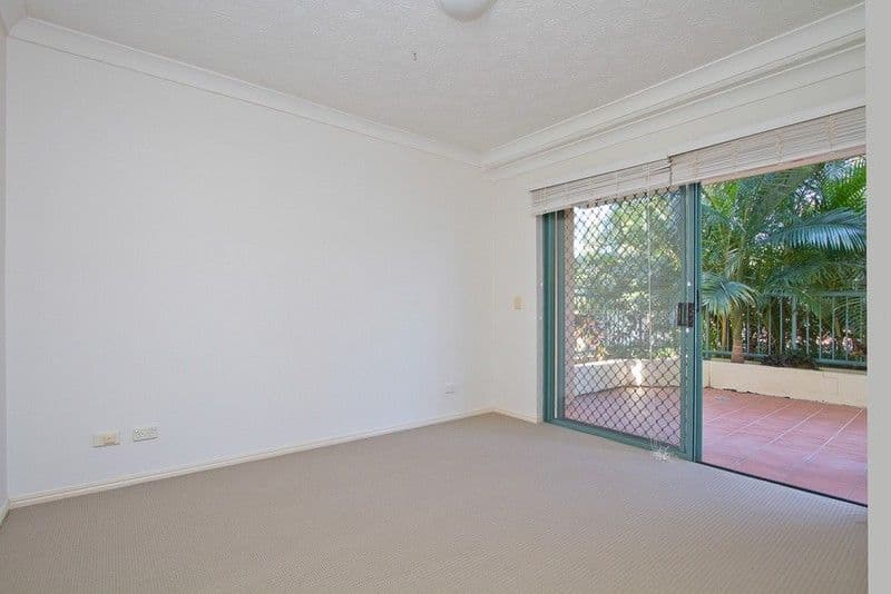 56 Coolangatta Road, COOLANGATTA QLD 4225, Coolangatta - Thumbnail 2