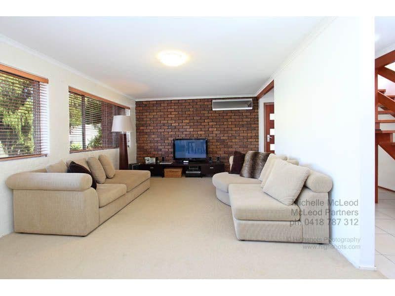 30 Diamantina Street, CHAPEL HILL QLD 4069, Chapel Hill - Thumbnail 5