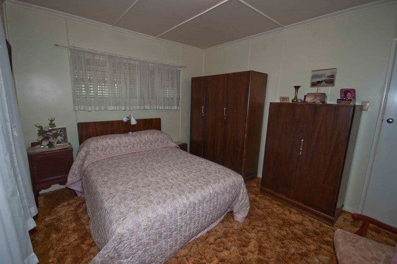 15 Burton Street, HARRISTOWN QLD 4350, Harristown - Thumbnail 6