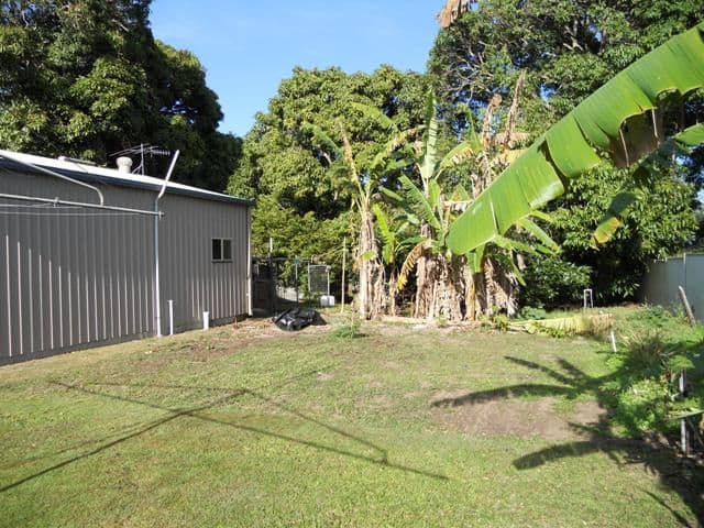29 Bucasia Esplanade, BUCASIA QLD 4750, Bucasia - Thumbnail 2
