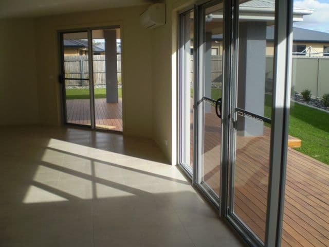 12 Fairway Crescent, SHEARWATER TAS 7307, Shearwater - Thumbnail 3
