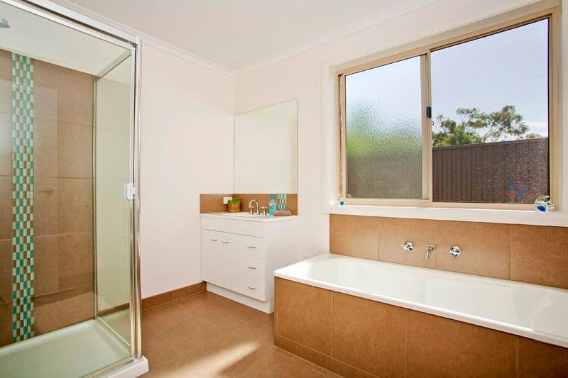 10  Grebe Court, LARA VIC 3212, Lara - Thumbnail 3