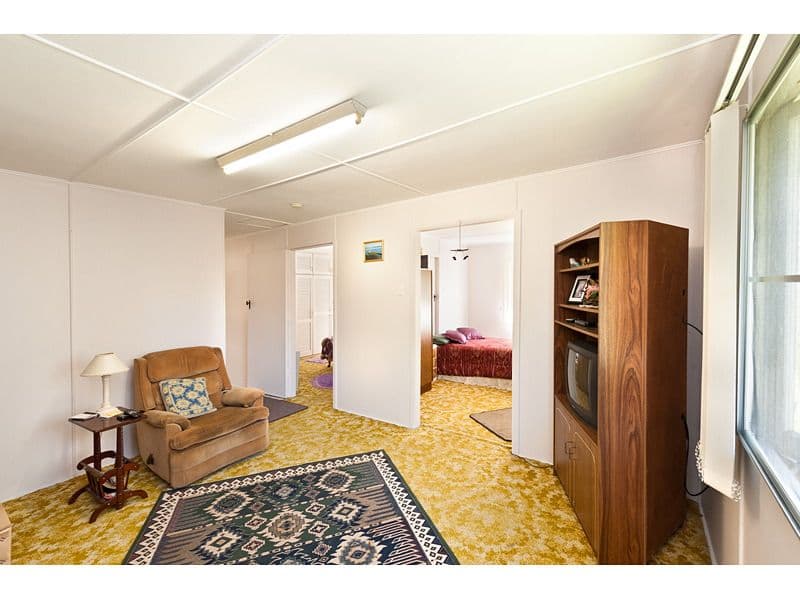 14 Bernard Street, BERSERKER QLD 4701, Berserker - Thumbnail 5