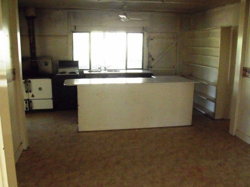 15 Parker Road, ELLESMERE QLD 4610, Ellesmere - Thumbnail 2