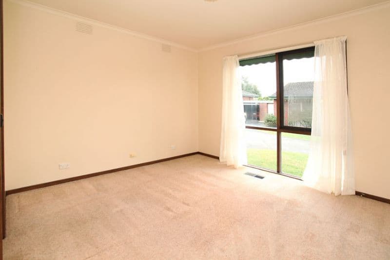 11 Saladin Avenue, GLEN WAVERLEY VIC 3150, Glen Waverley - Thumbnail 8