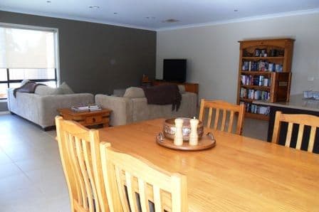 6 Head Court, SEYMOUR VIC 3660, Seymour - Thumbnail 4