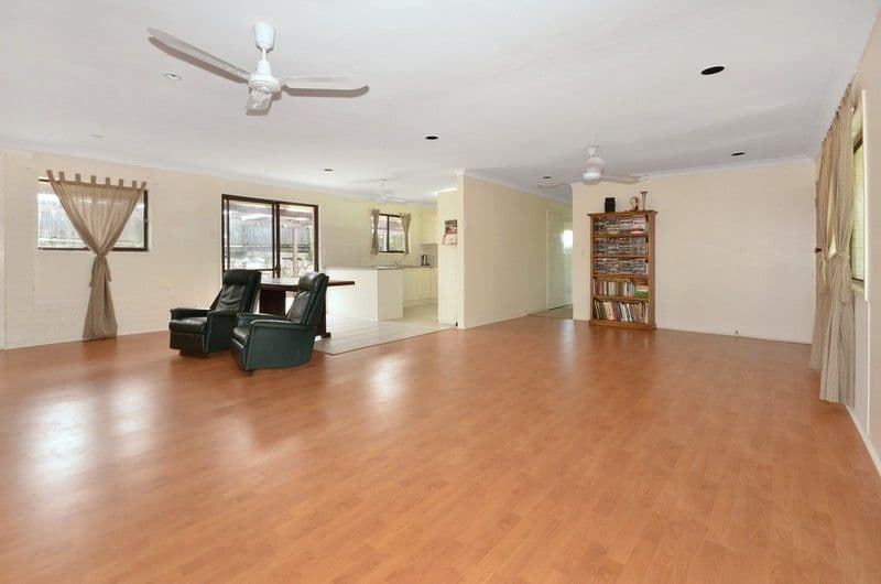 70 Kirikee Street, FERNY GROVE QLD 4055, Ferny Grove - Thumbnail 5
