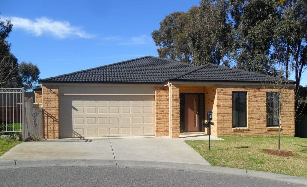 6 Head Court, SEYMOUR VIC 3660, Seymour - Image 1